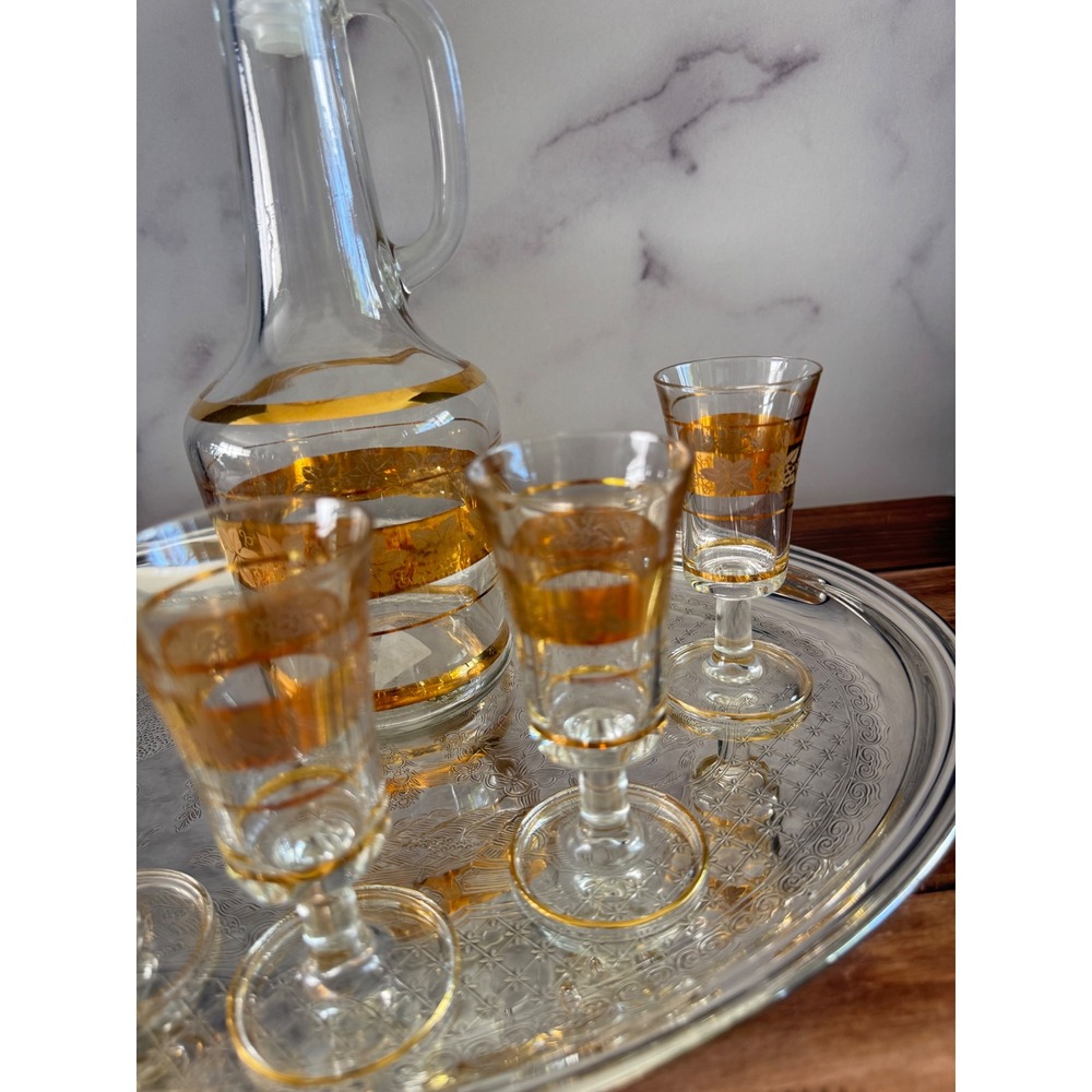 Mid Century Decanter Set Gold Rim Glasses Vintage Barware - Picture 4 of 8